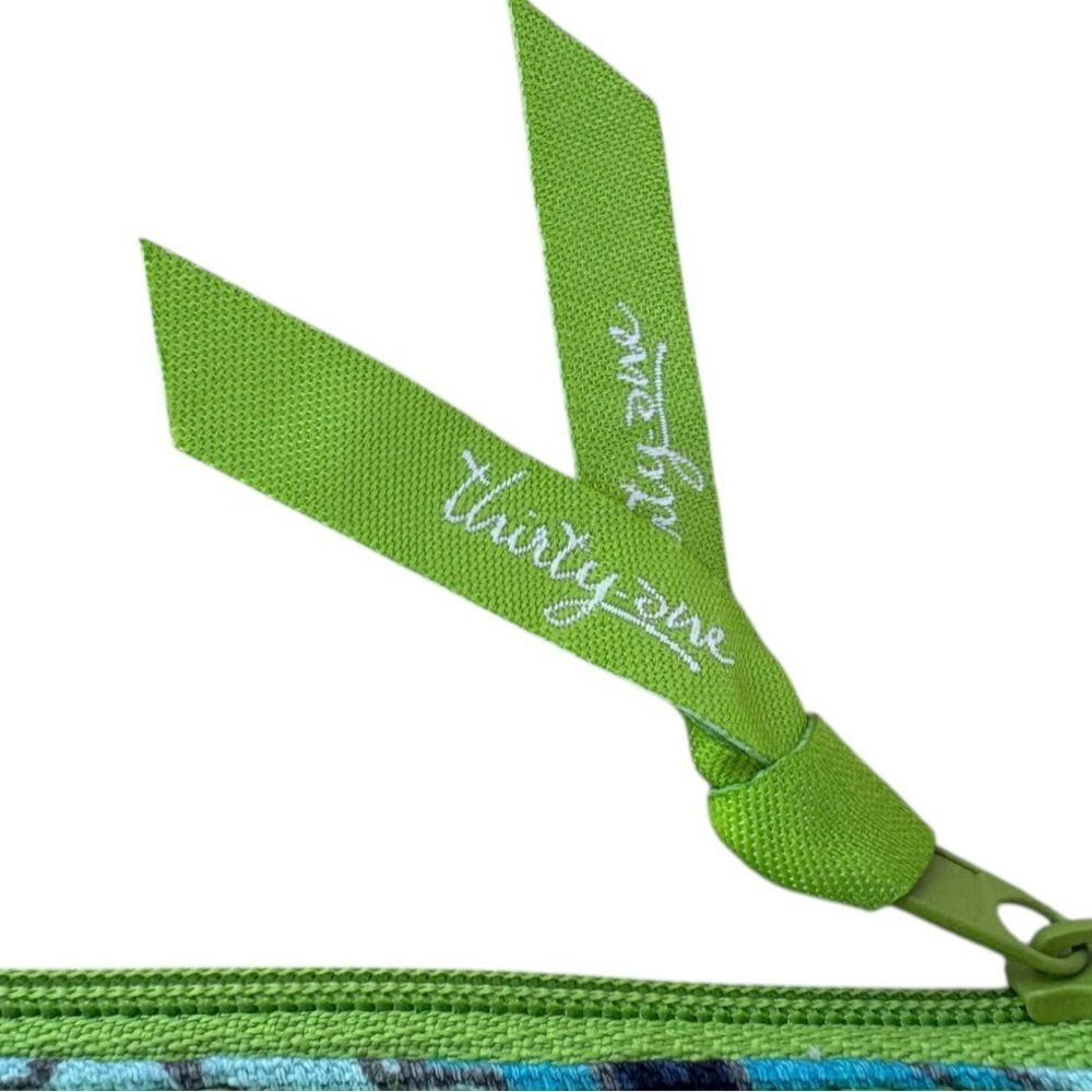 NEW Thirty-One Flower Wristlet - Picture 3 of 7